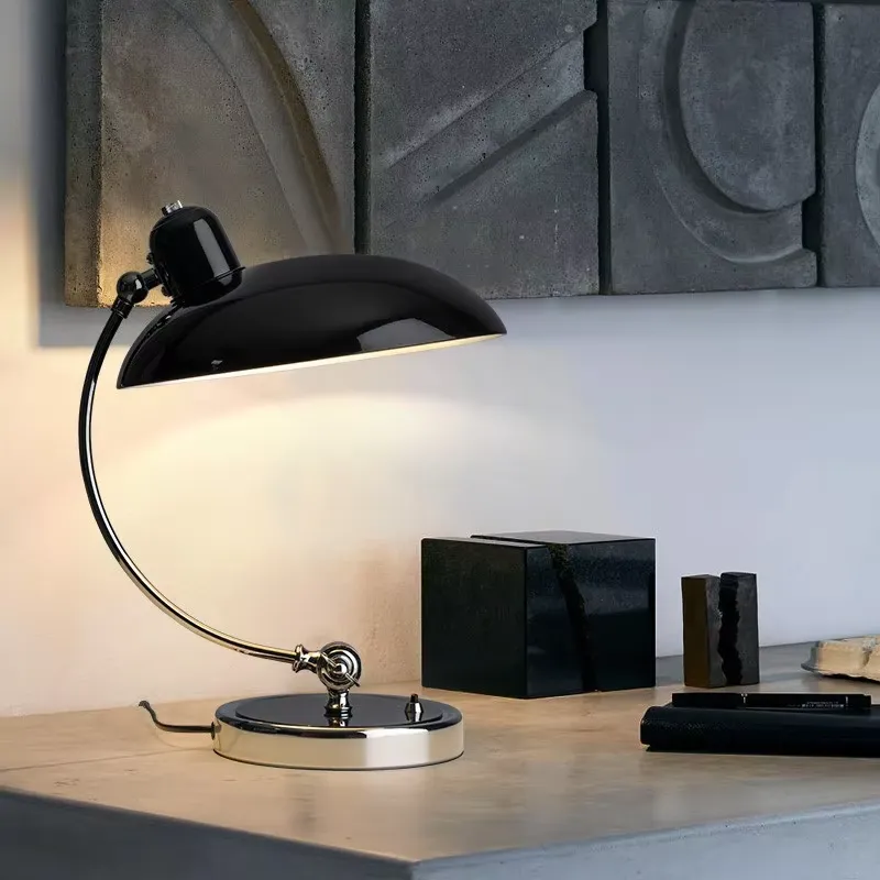 مصباح مكتب حديث بدون أسلاك، بت - مراجعة Solar Lamp وسعره