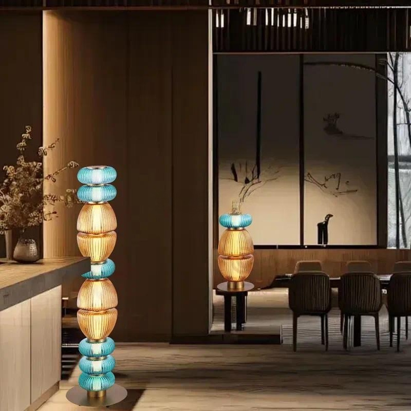 مصباح طاولة زجاجي بتصميم عصري  - مراجعة Solar Lamp وسعره